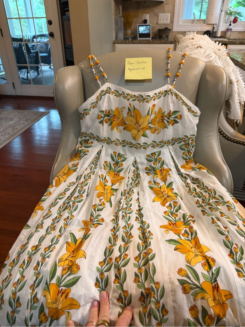 BNWithout Tags Farm Rio Linen Maxi Dress in size small. Beautiful details